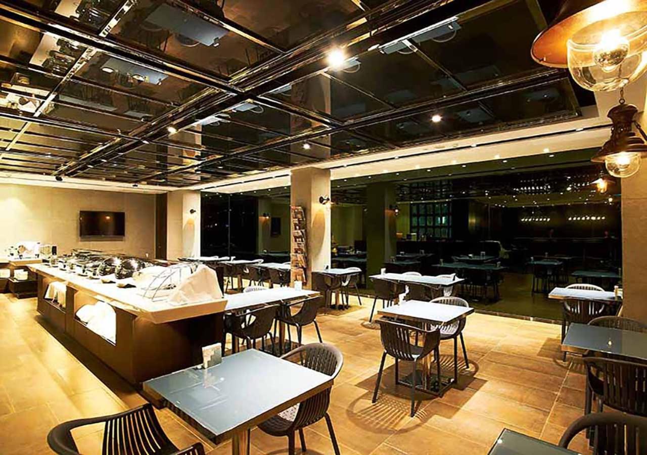 Royal Group Hotel Bo Ai Branch Kaohsiung Exterior foto
